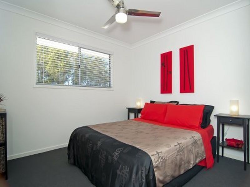 2/1 Cumberland Crescent, Meridan Plains QLD 4551