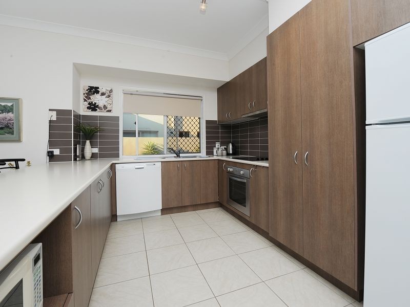 41 Alicia Circuit, Little Mountain QLD 4551