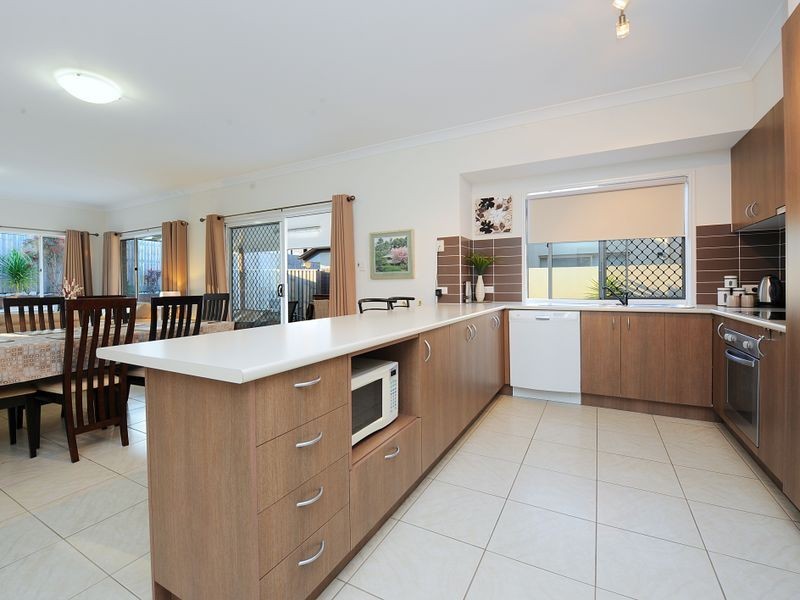41 Alicia Circuit, Little Mountain QLD 4551