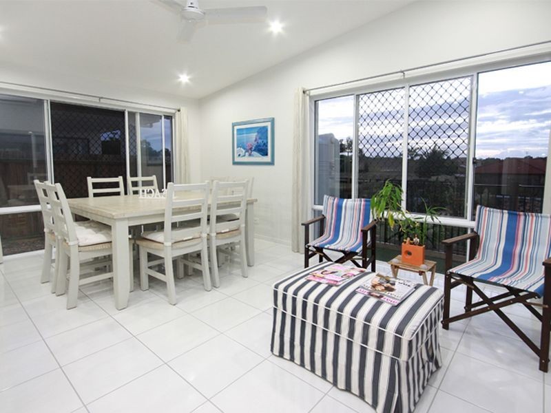 89 Little Mountain Dr, Little Mountain QLD 4551