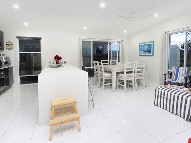 89 Little Mountain Dr, Little Mountain QLD 4551