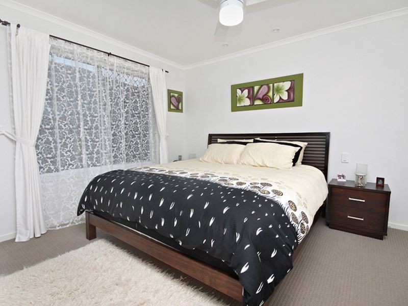 89 Little Mountain Dr, Little Mountain QLD 4551