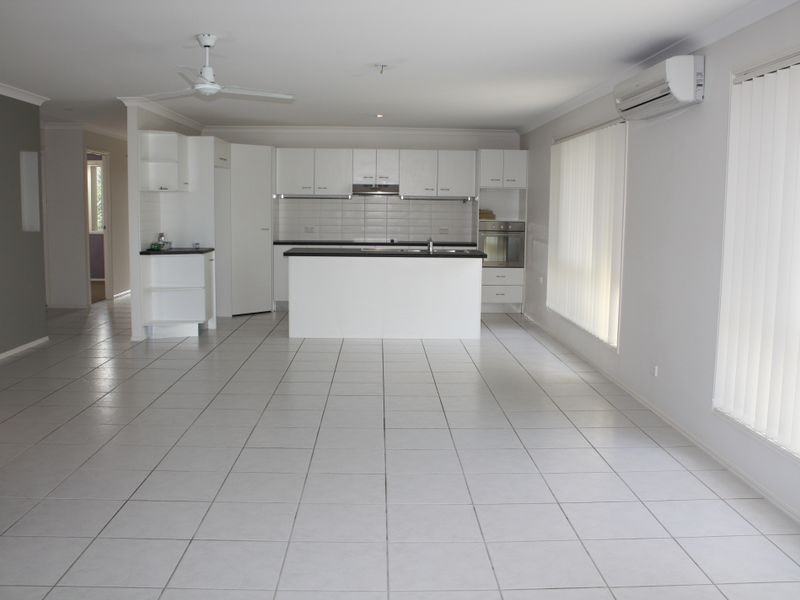 2 Springbrook Street, Caloundra West QLD 4551