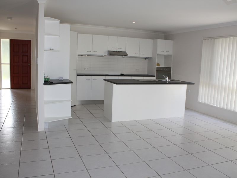 2 Springbrook Street, Caloundra West QLD 4551