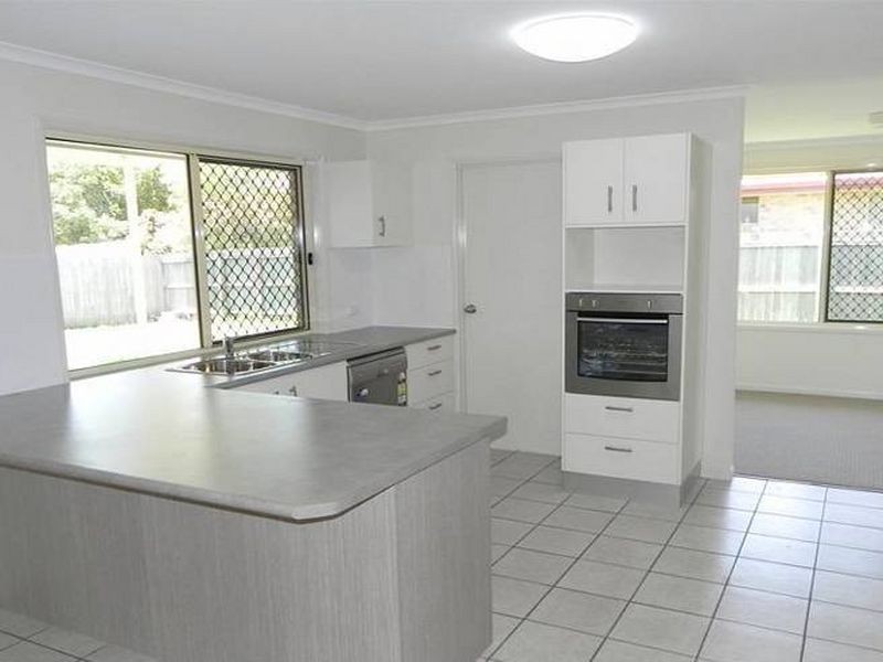 54 Village Way, Little Mountain QLD 4551