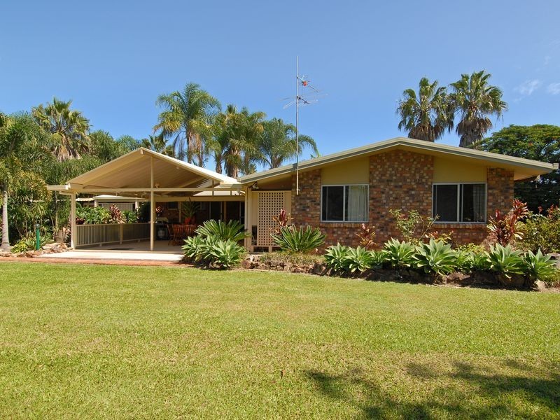 118 Bellay Road, Beachmere QLD 4510