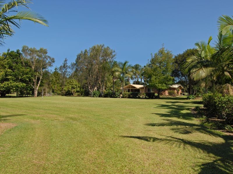 118 Bellay Road, Beachmere QLD 4510