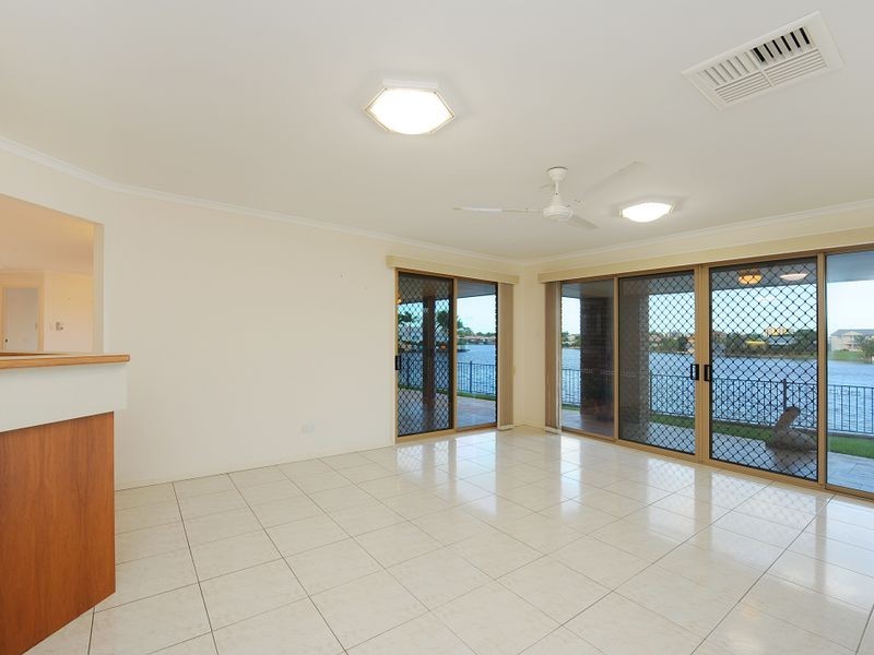 35 Sir Joseph Banks Dr, Pelican Waters QLD 4551