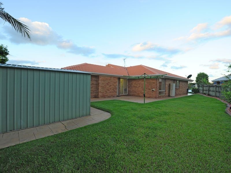 35 Sir Joseph Banks Dr, Pelican Waters QLD 4551