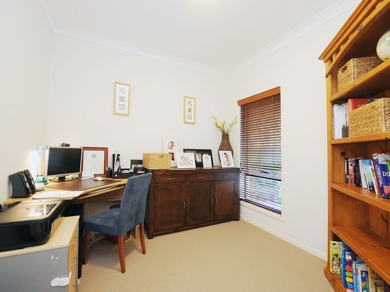 13 Tall Trees Way, Little Mountain QLD 4551