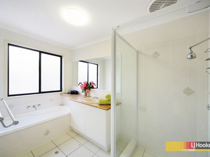 7 Carisbrook Court, Little Mountain QLD 4551