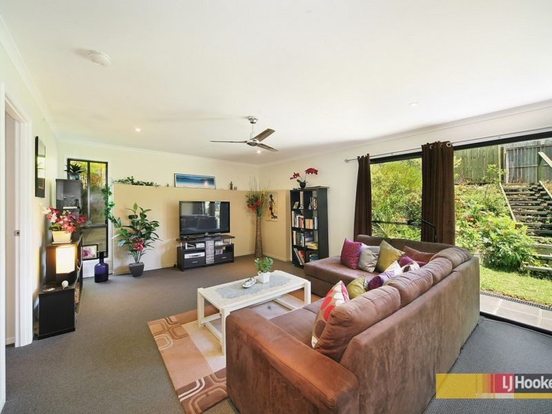 7 Carisbrook Court, Little Mountain QLD 4551