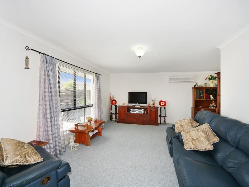 11 Dunbrody Street, Caloundra West QLD 4551