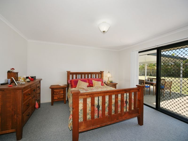 11 Dunbrody Street, Caloundra West QLD 4551