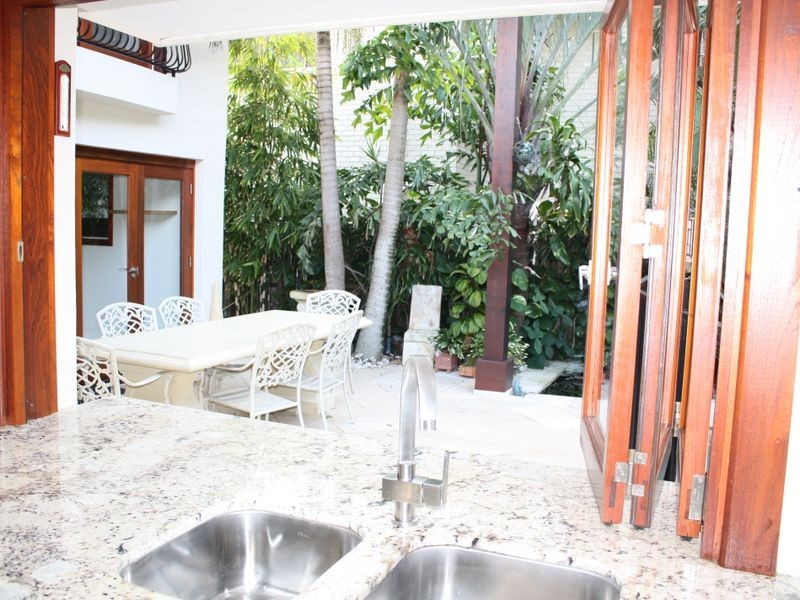 119 Oceanic Drive, Warana QLD 4575