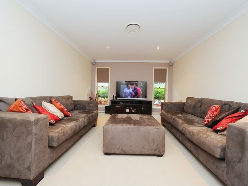 35 The Dales Crescent, Little Mountain QLD 4551