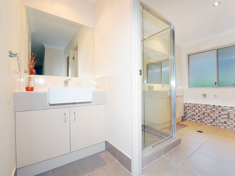 35 The Dales Crescent, Little Mountain QLD 4551