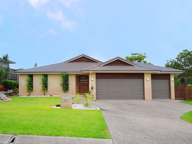 35 The Dales Crescent, Little Mountain QLD 4551