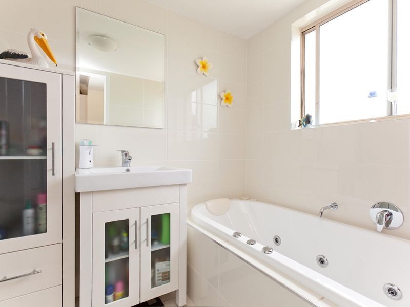 2/47 Esplanade, Golden Beach QLD 4551