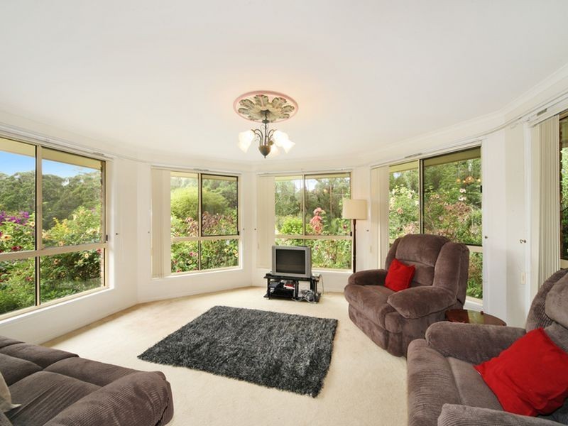 32 Gould Drive, Glass House Mountains QLD 4518