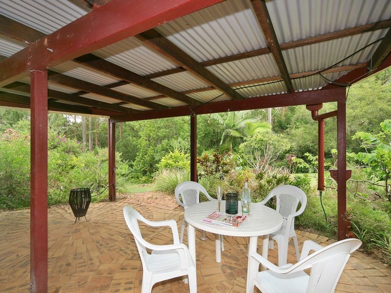 32 Gould Drive, Glass House Mountains QLD 4518