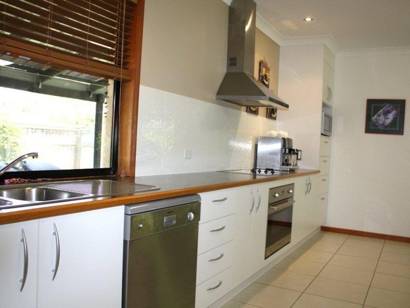 Little Mountain QLD 4551