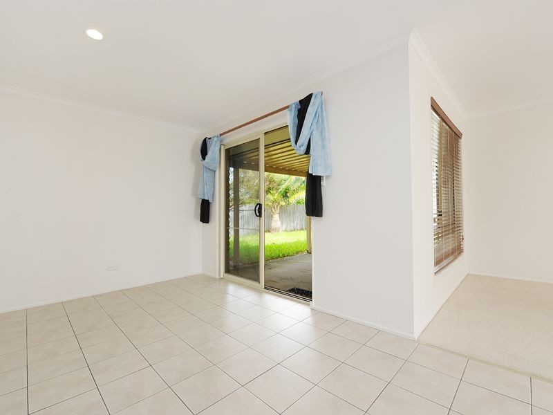 11 Centennial Place, Little Mountain QLD 4551