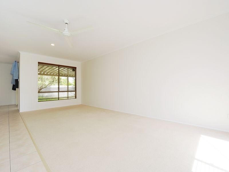 11 Centennial Place, Little Mountain QLD 4551