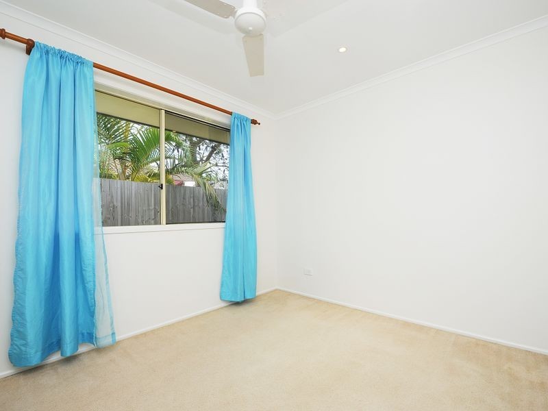 11 Centennial Place, Little Mountain QLD 4551