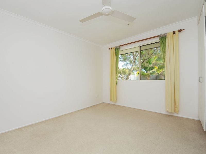 11 Centennial Place, Little Mountain QLD 4551