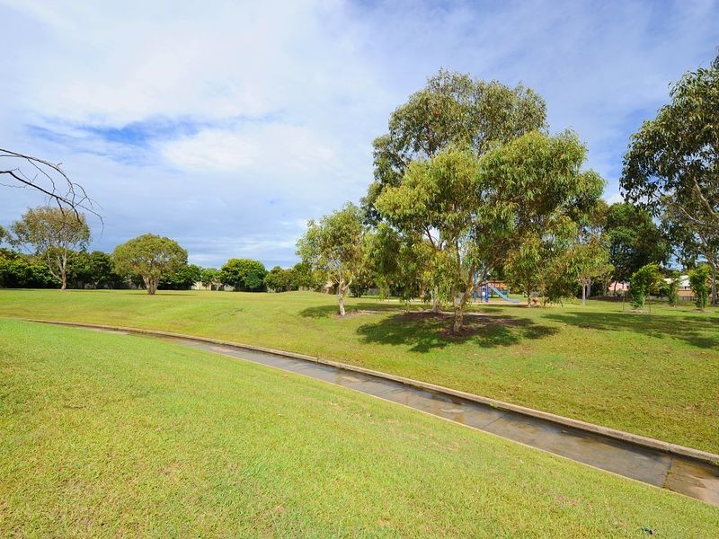 11 Centennial Place, Little Mountain QLD 4551