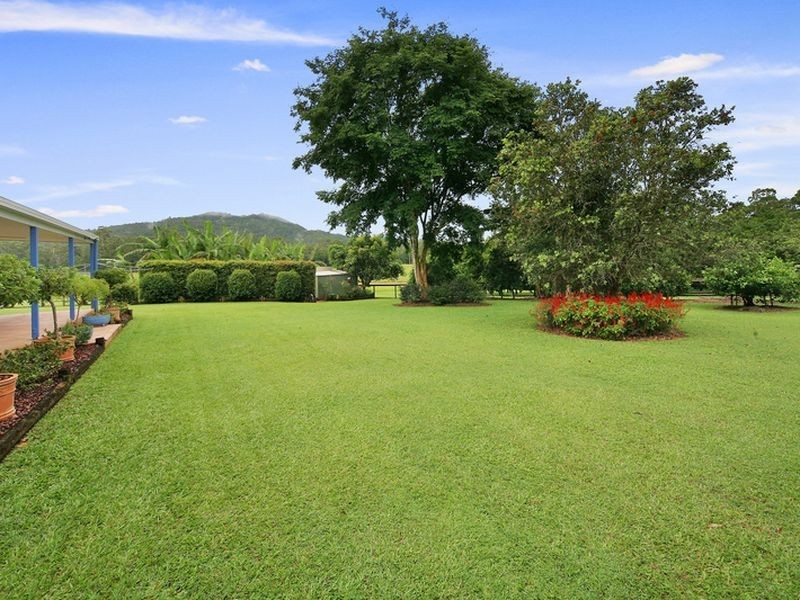 466 Peachester Road, Beerwah QLD 4519