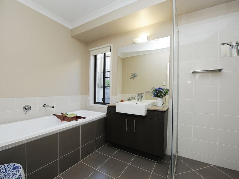 74 Little Mountain Drive, Little Mountain QLD 4551