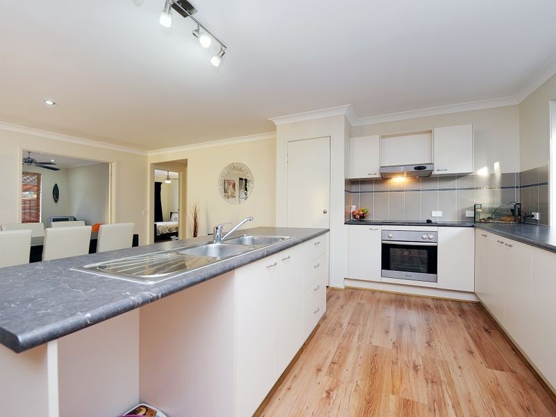 24 Alicia Circuit, Little Mountain QLD 4551
