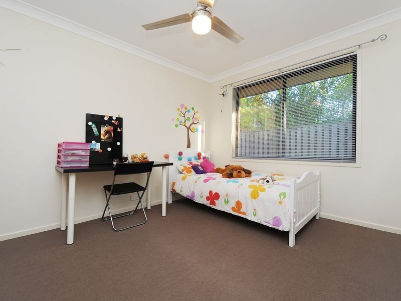 24 Alicia Circuit, Little Mountain QLD 4551