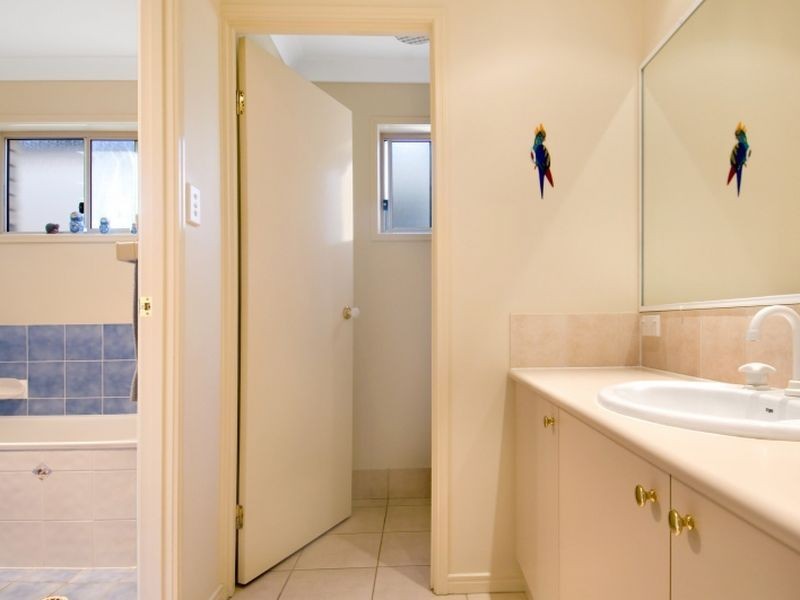 4 Mowburra Place, Caloundra West QLD 4551