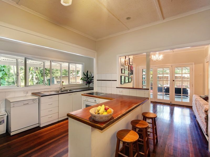 11 Bella Street, Landsborough QLD 4550