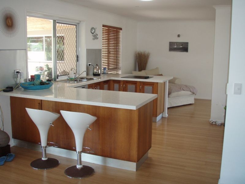 6 Oceanic Drive, Warana QLD 4575