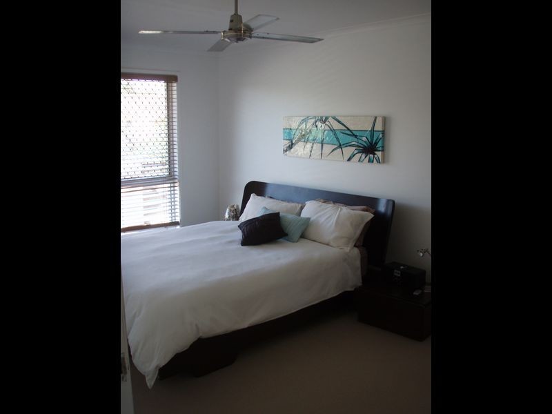 6 Oceanic Drive, Warana QLD 4575