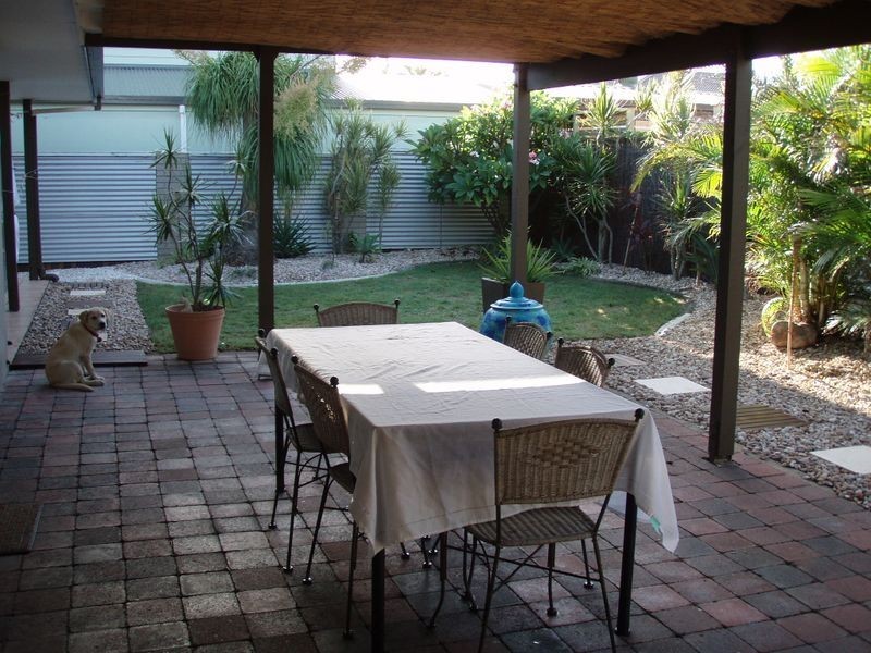 6 Oceanic Drive, Warana QLD 4575