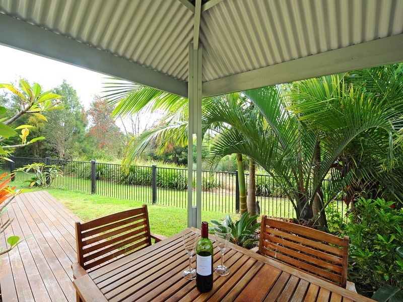 4 Liekefett Way, Little Mountain QLD 4551