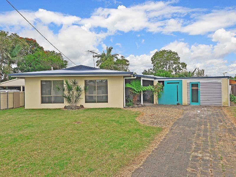 17 Coora Crescent, Currimundi QLD 4551
