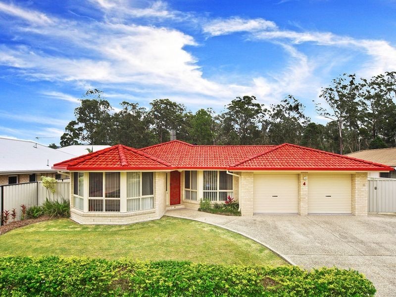 4 Gowen Drive, Landsborough QLD 4550