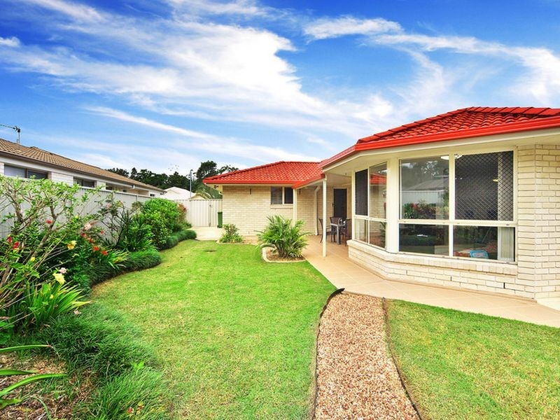 4 Gowen Drive, Landsborough QLD 4550