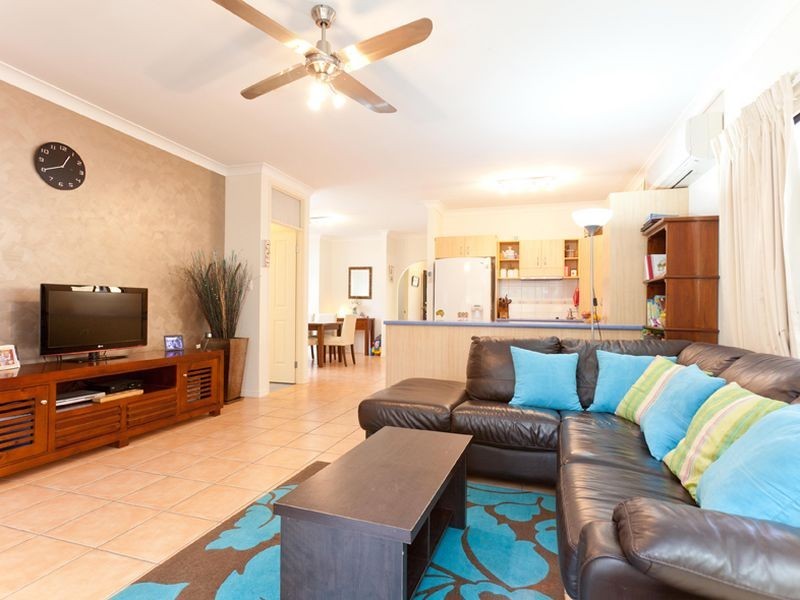 15 Bracken Place, Currimundi QLD 4551