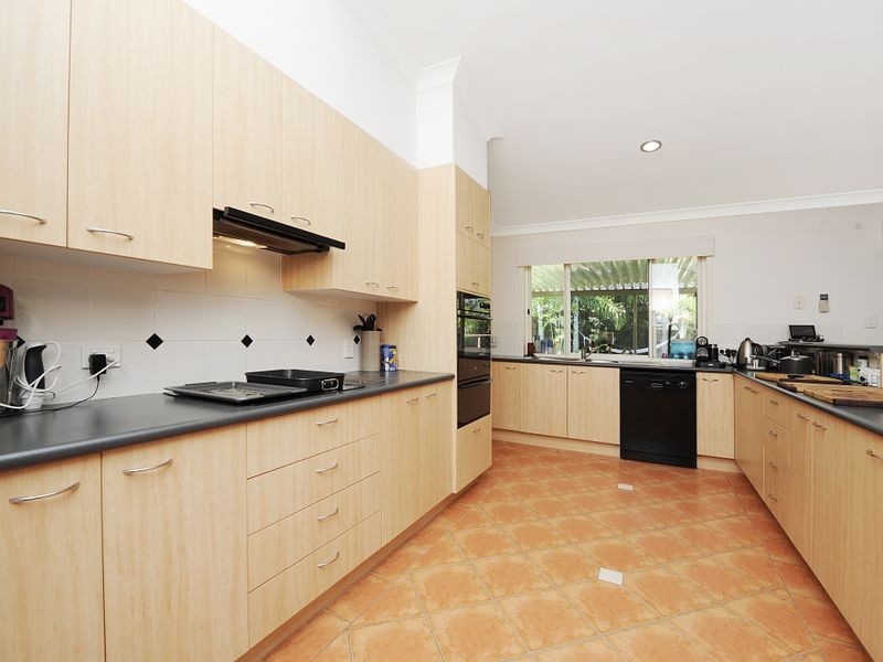 71 Koala Court, Little Mountain QLD 4551