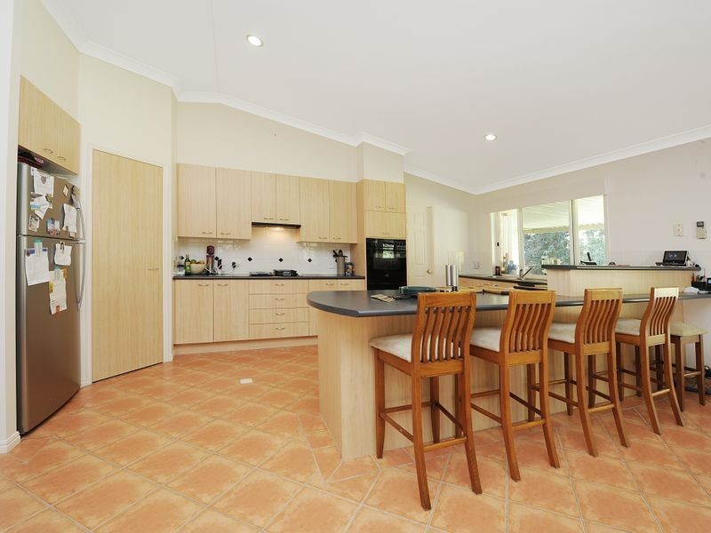 71 Koala Court, Little Mountain QLD 4551