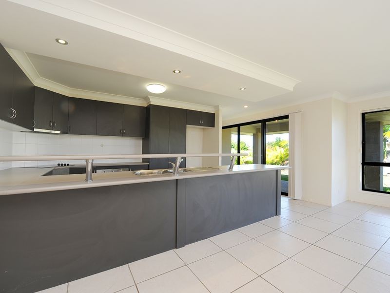 14 Carbeen Place, Meridan Plains QLD 4551