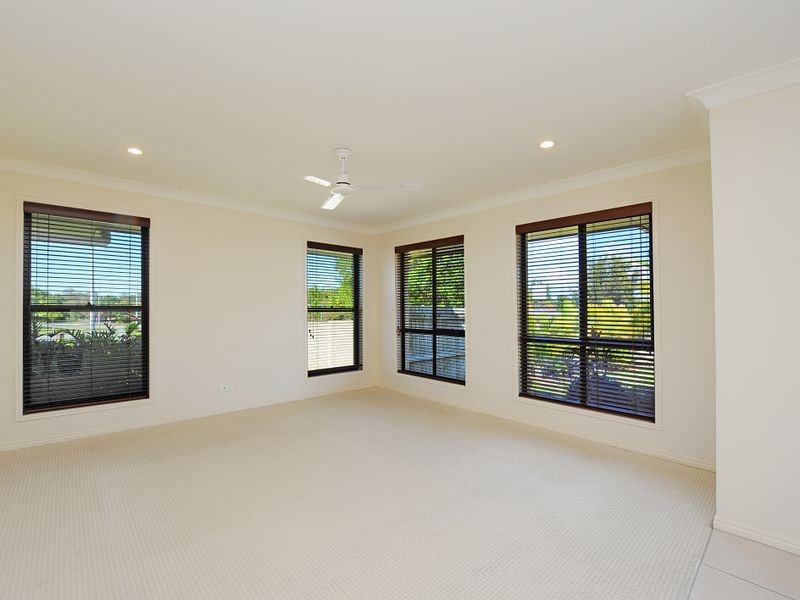 14 Carbeen Place, Meridan Plains QLD 4551