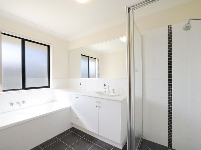 14 Carbeen Place, Meridan Plains QLD 4551